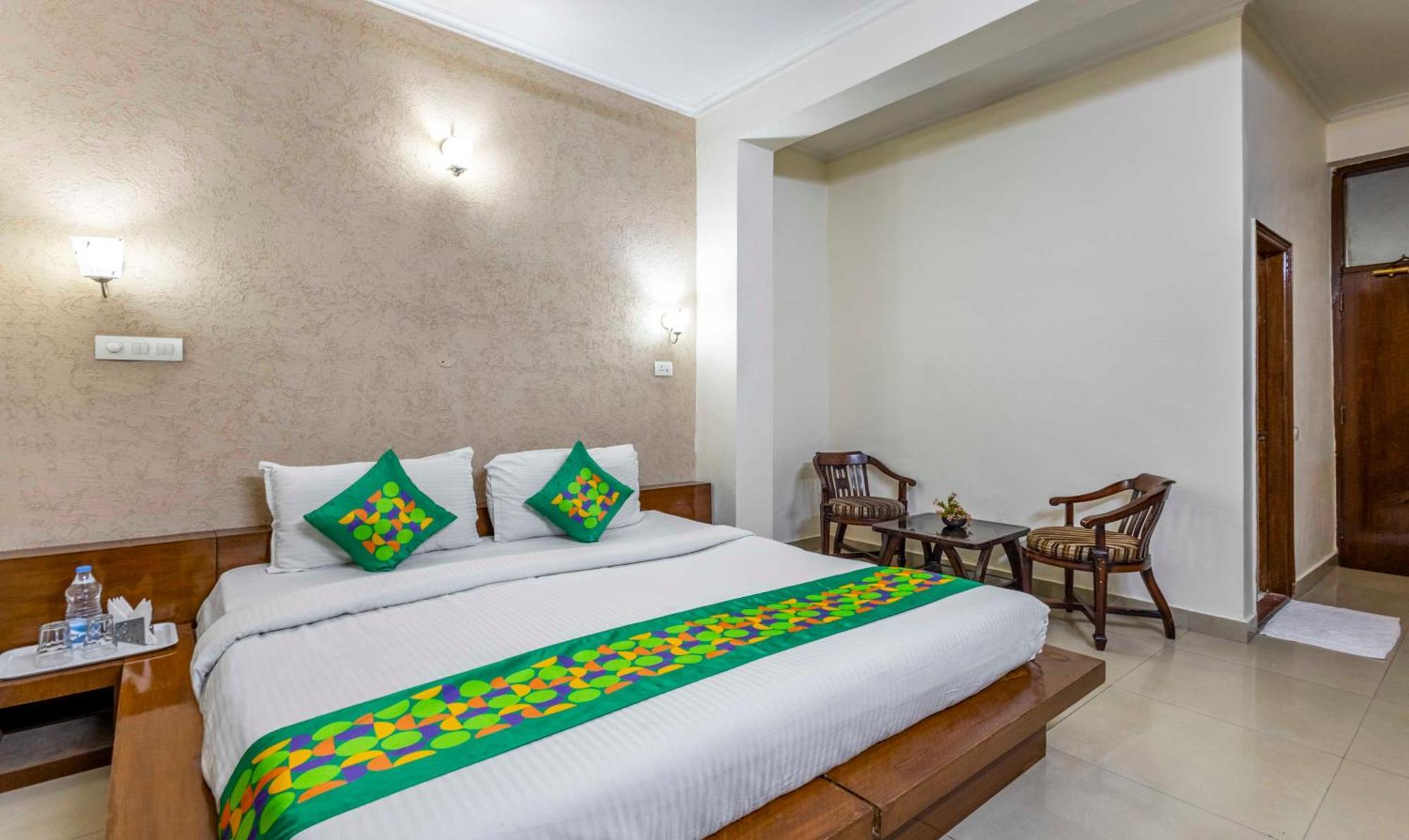 Treebo Maurice Hotel Baddi Exterior foto