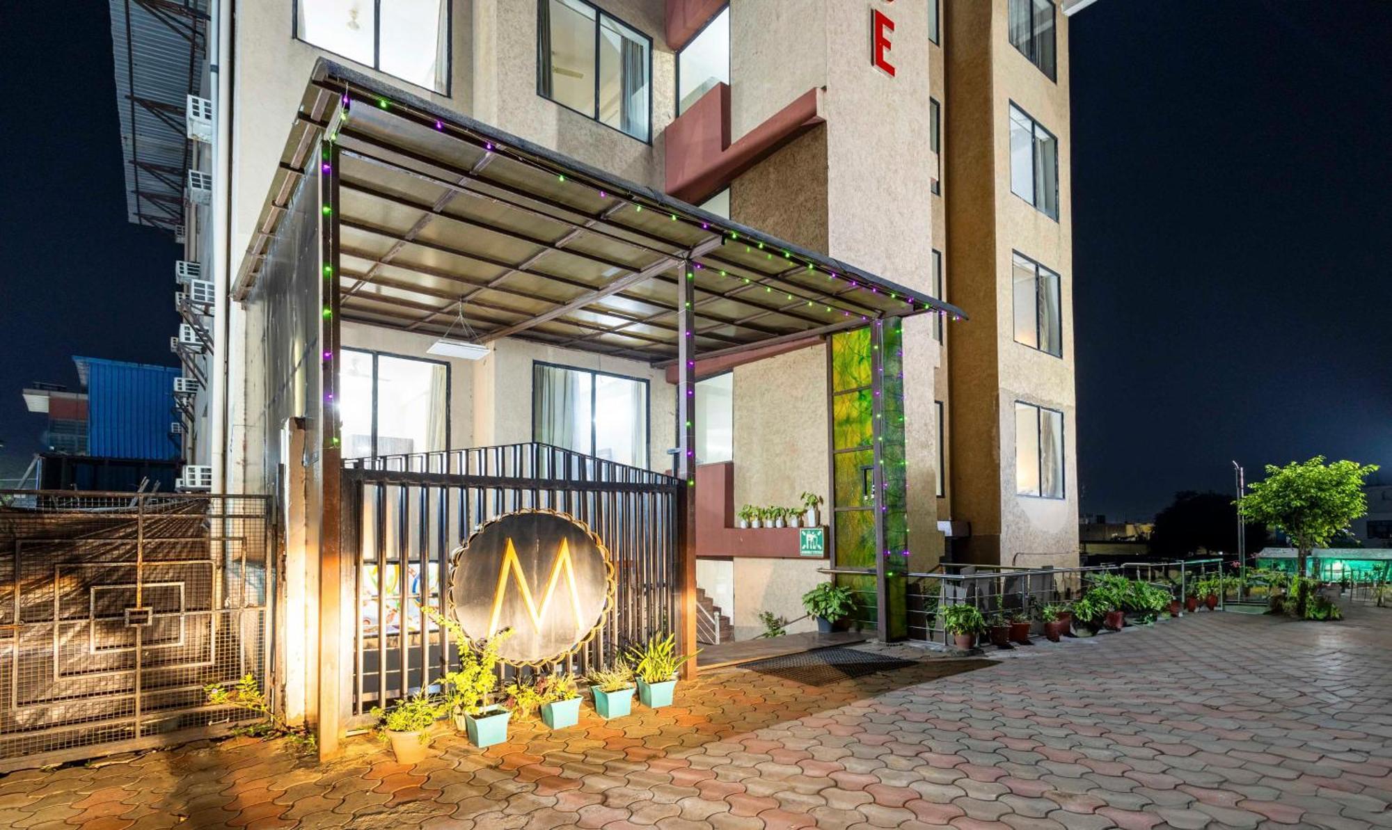 Treebo Maurice Hotel Baddi Exterior foto